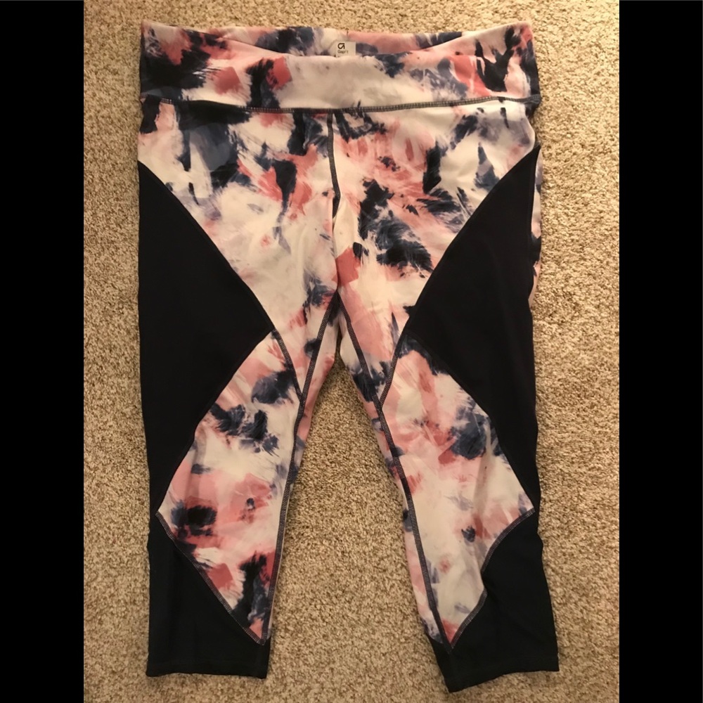 Gap Fit Cropped Athletic Pants - Sz XL